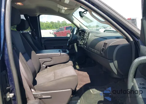 2010 Chevrolet Silverado 1500 Lt z USA, uszkodzony, nr VIN 1GCSKSE33AZ271035